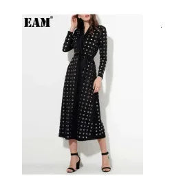 EAM Gray Pleated Big Size Casual Blazer Women New Lapel Short Sleeve Loose Fit Jacket Fashion Tide Spring Autumn 2025 30A1735