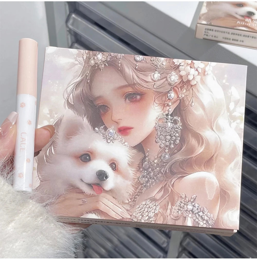 Ensemble cosmétique de maquillage . Brillant à lèvres Velours mat .