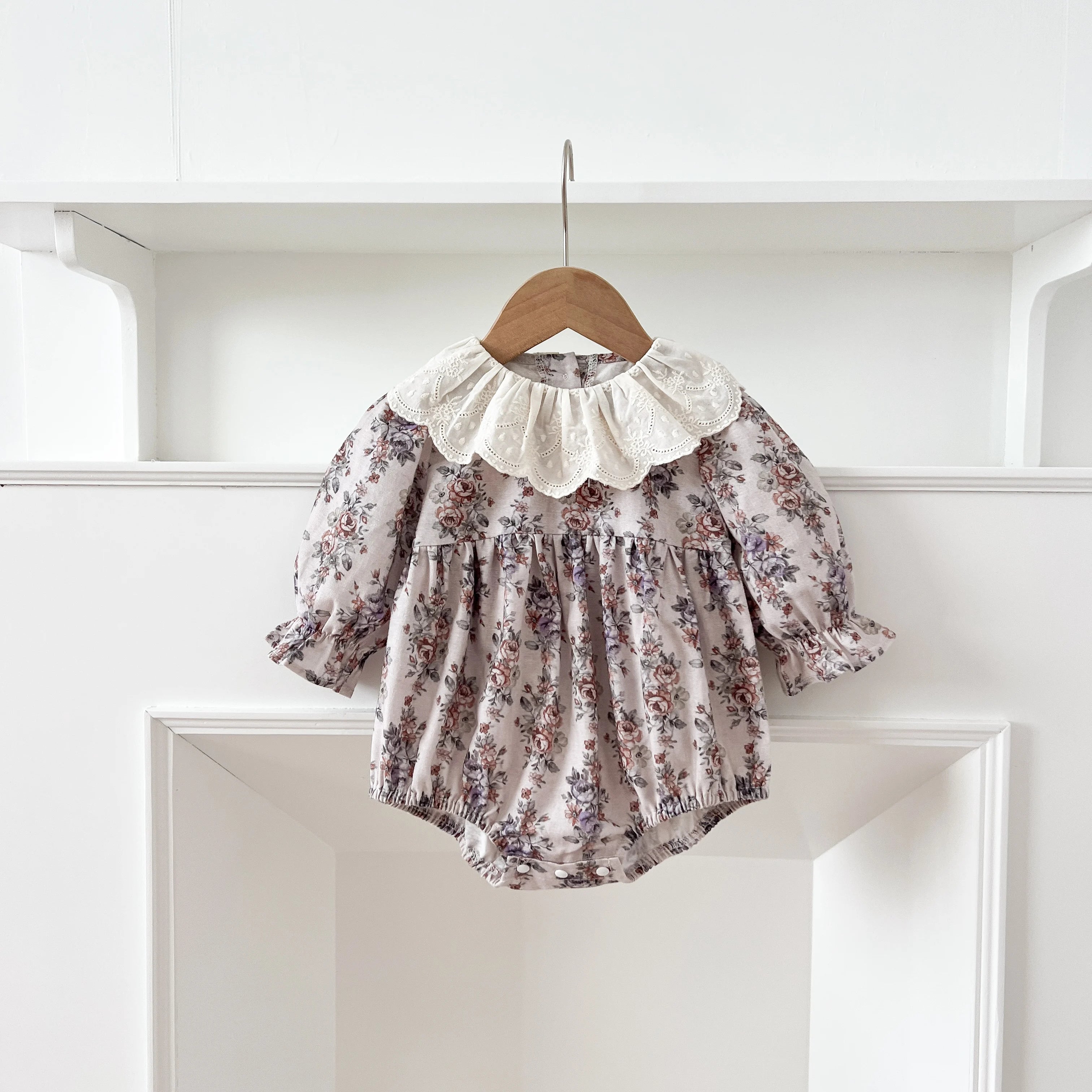 Infant Clothes 0-24M Infant Floral Baby Girl Bodysuit Cute Peter Pan Muslin Babe Girls Jumpsuit Autumn Newborns Clothing Romper