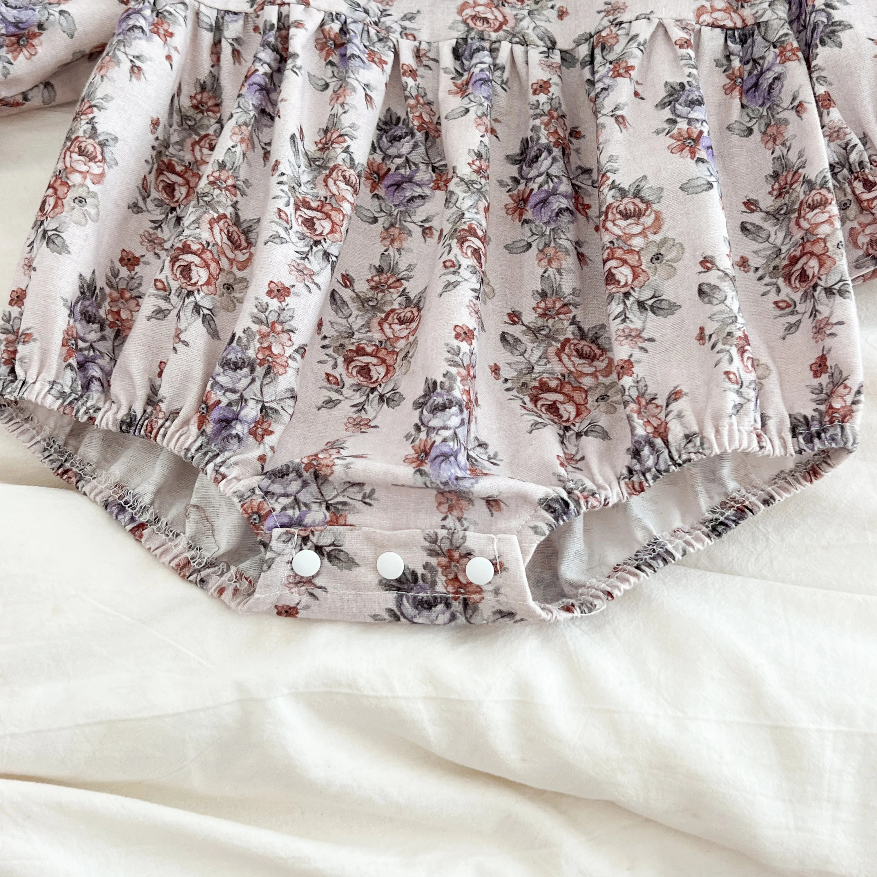 Infant Clothes 0-24M Infant Floral Baby Girl Bodysuit Cute Peter Pan Muslin Babe Girls Jumpsuit Autumn Newborns Clothing Romper