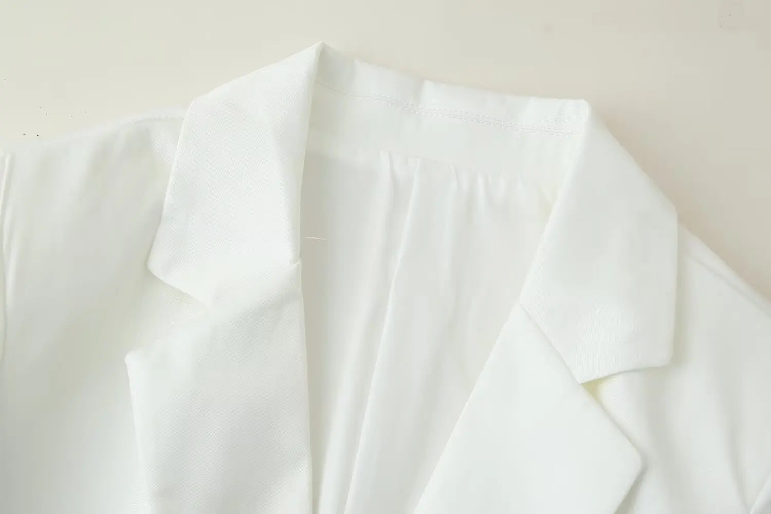 Ensemble 2 pièces revers simple boutonnage a manches courtes