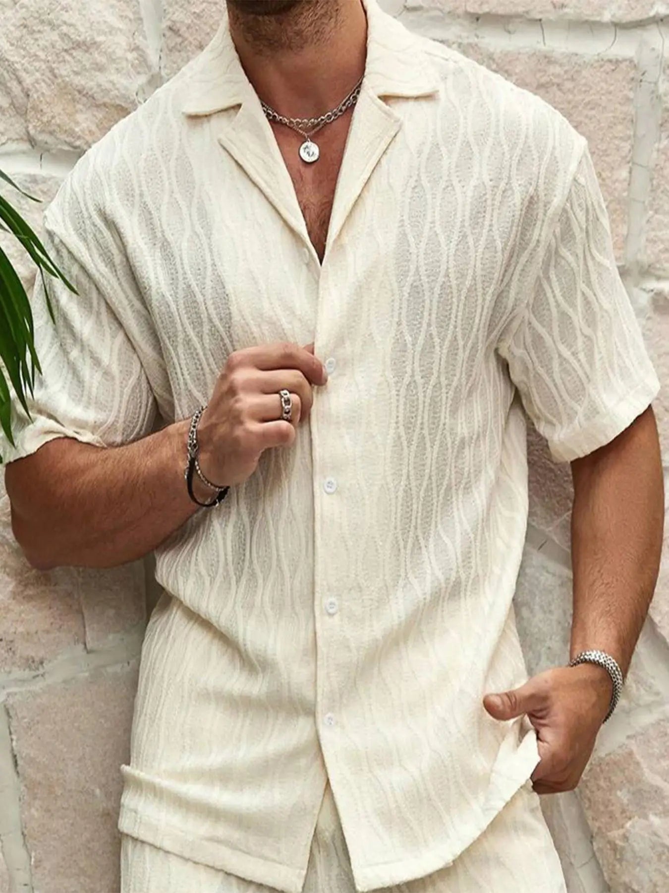 2025 New Summer Men's Casual Daily Outdoor Travel Solid Jacquard Lapel Short-sleeved Shirt Drawstring Shorts Two-piece Set