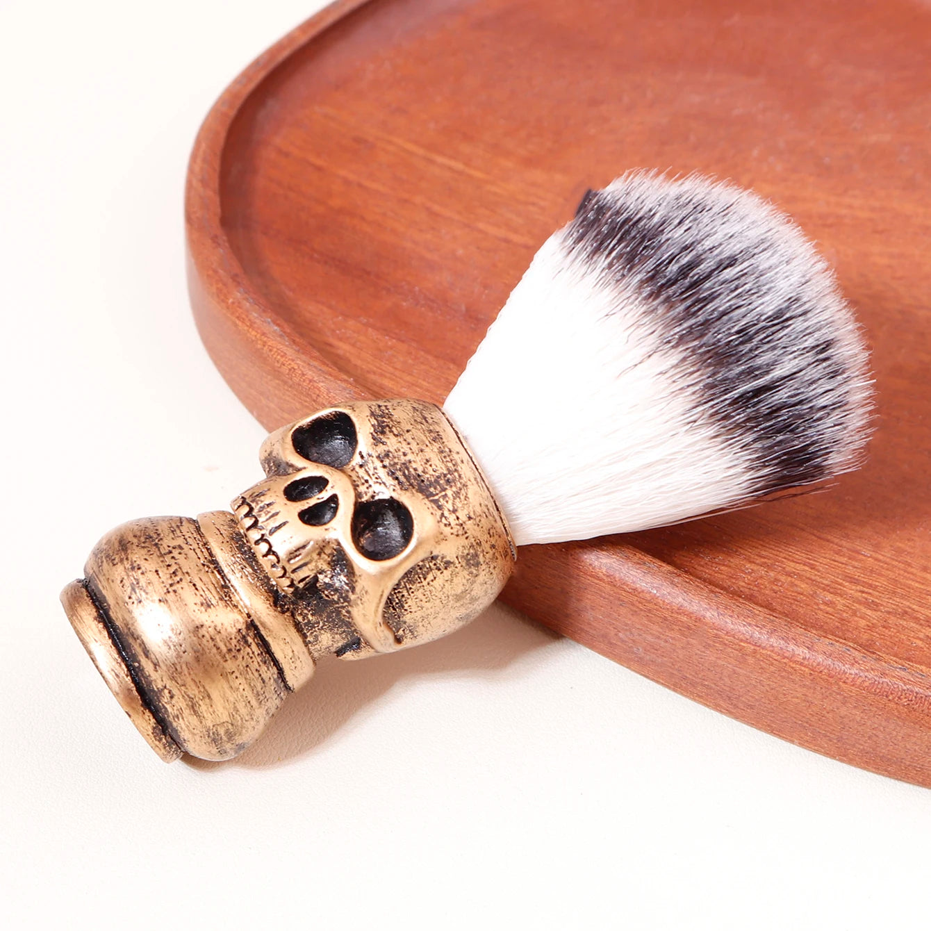 Skull head men's shaving brush 1/4pcs, suitable for giving men's gifts, hair salons, beard shaving，Special for real hair wigs