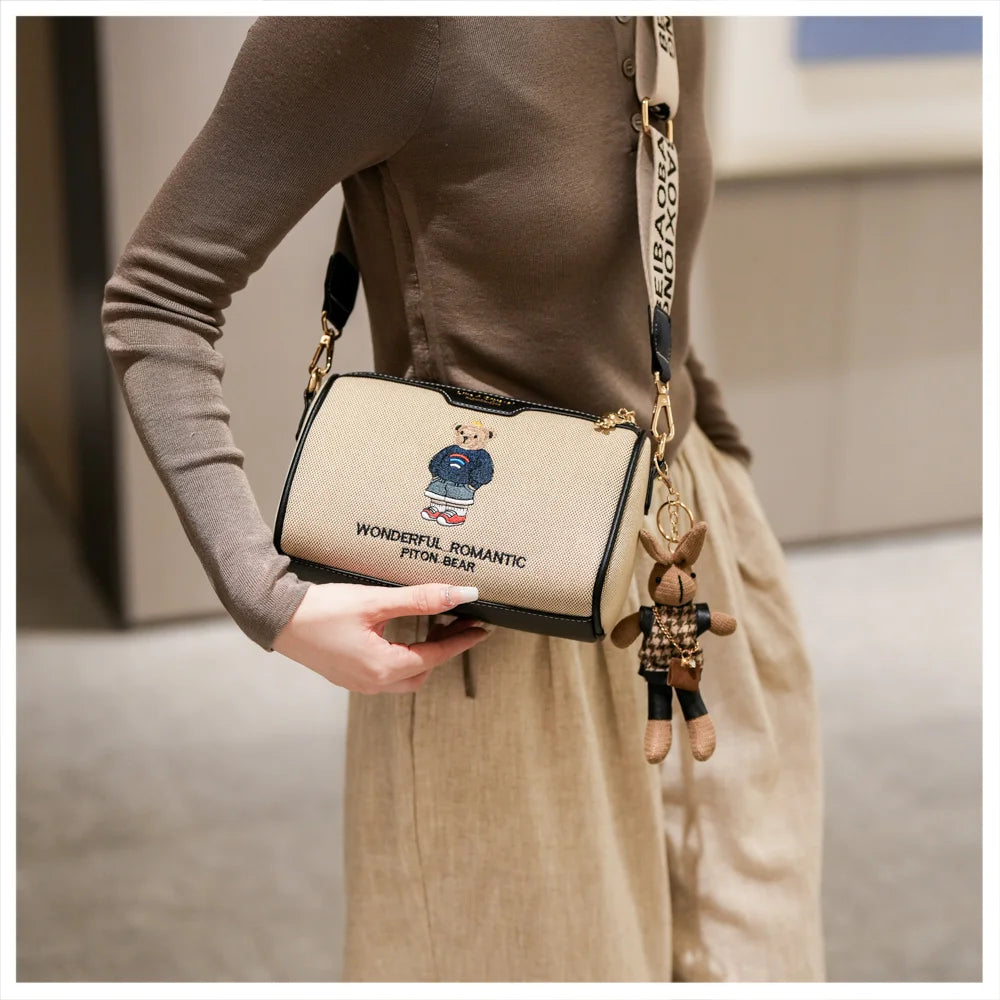 Designer style bag 2025 new model versatile embroidery new cartoon style fashionable little bear crossbody bag casual pillow bag