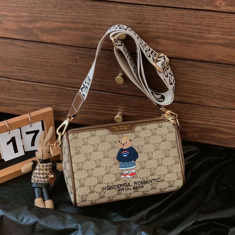 Designer style bag 2025 new model versatile embroidery new cartoon style fashionable little bear crossbody bag casual pillow bag