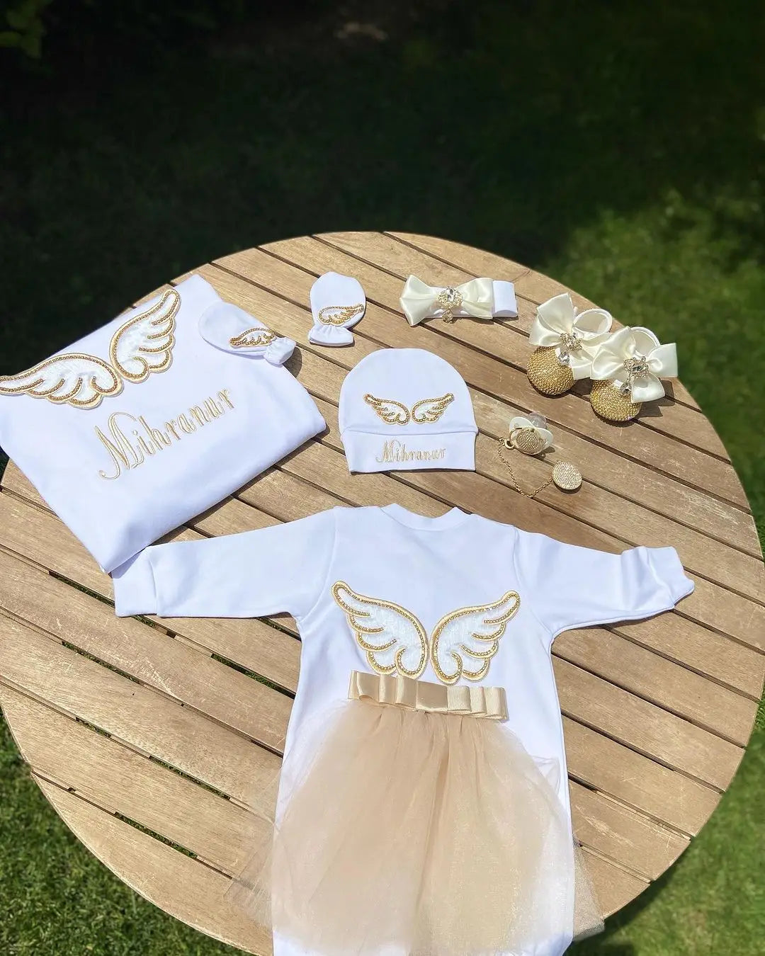 Dollbling 5pcs Wings Outfits Any Name Personalized Sweetwood Embroidery Gift Set Baby Pajamas Hat Welcome Home Ceremonial dress