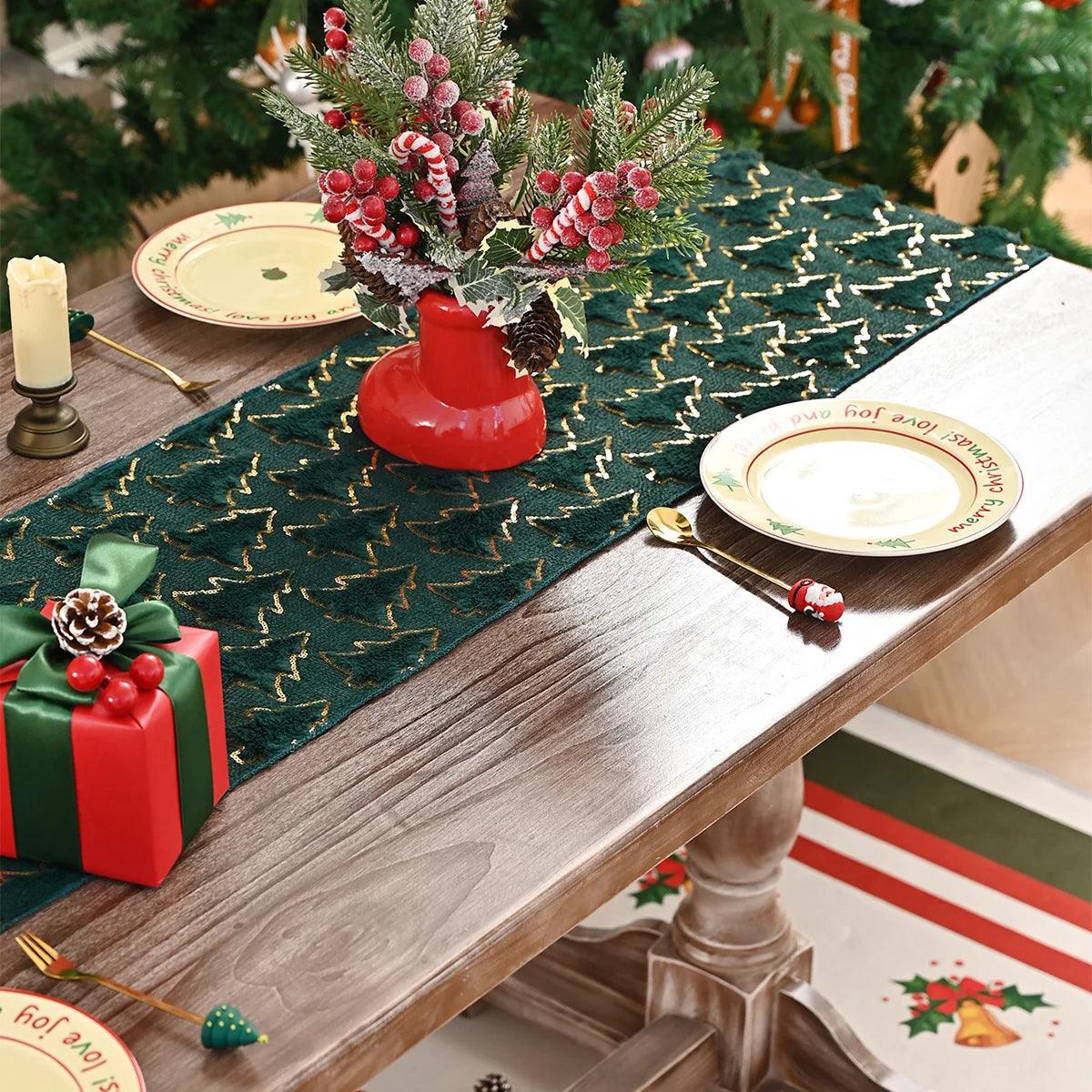 BUYNOW Plush Gold Sequined Embroidered Christmas Tree Pattern Tablecloth Christmas Living Room Sofa Tablecloth Home Bed Decor
