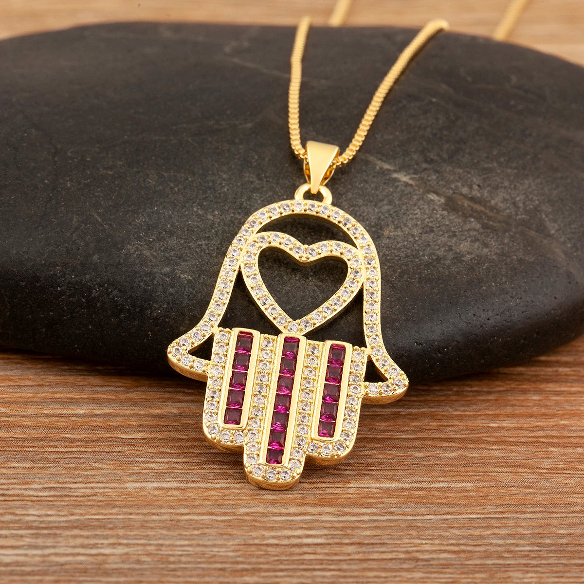 قلادة على شكل قلب/نجمة من الكريستال التركي من AIBEF قلادة على شكل كف يد وحمة من النحاس والزركون مجوهرات للنساء كهدية للبيع بالجملة مع شحن مباشر