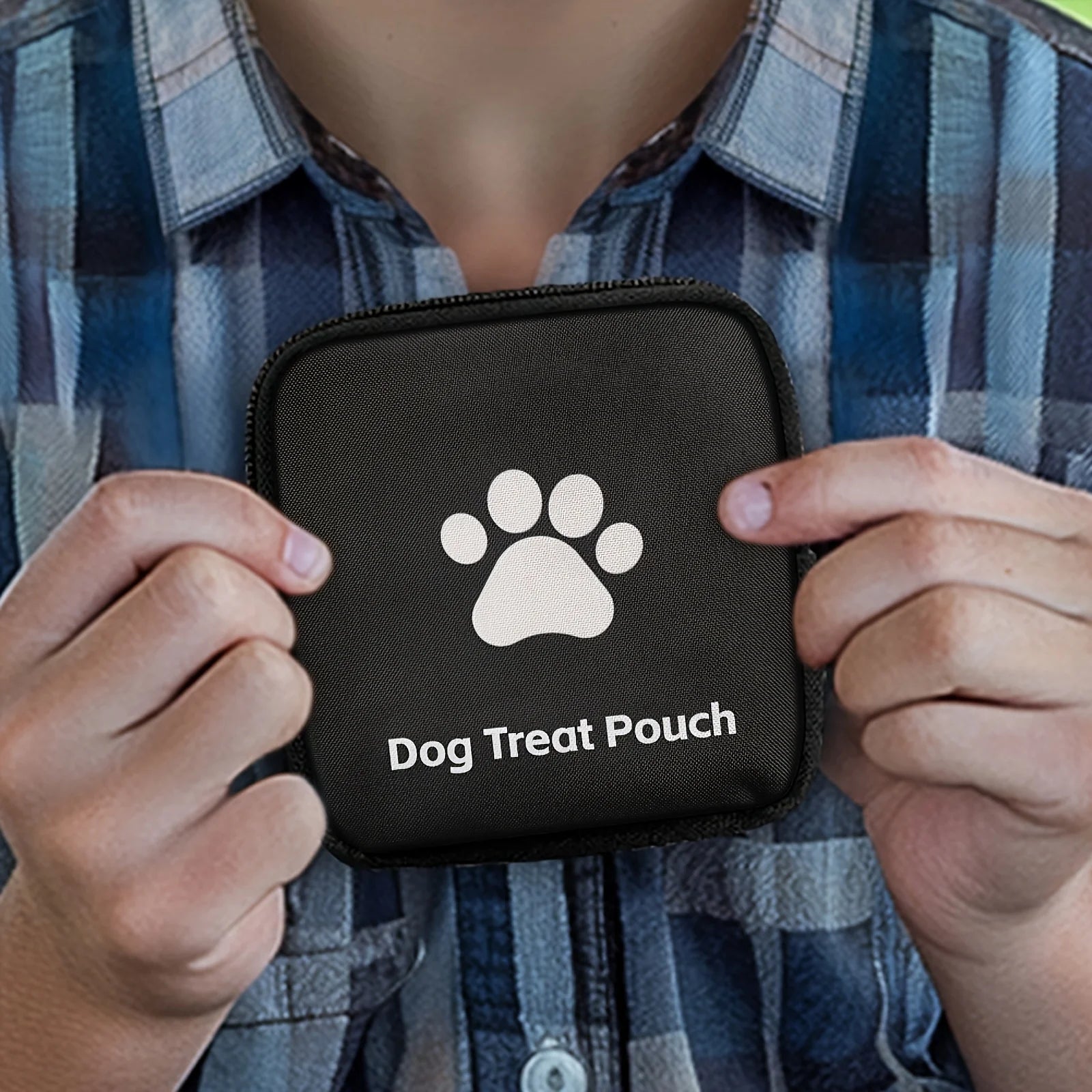 1pc Dog Training Treat Bag with Zipper Closure - Portable Pet Bag for Outdoor Activities Pet Walks,Available in Multiple Colors