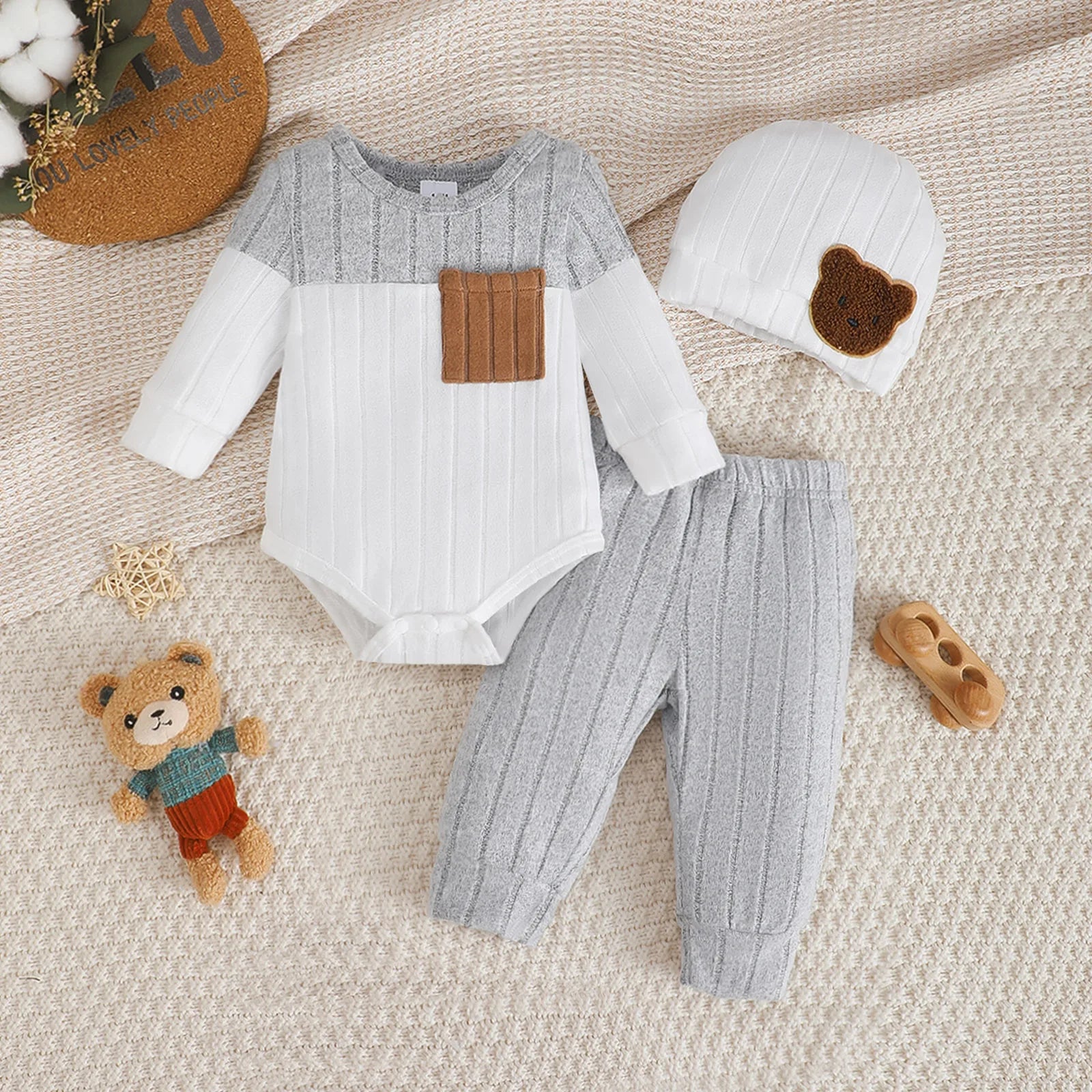 3Pcs/Set of Newborn Baby boy Color Blocked Long sleeved Bodysuit+Pants+Cute Hat Set 0-18 Months Baby boy Spring and Autumn Set