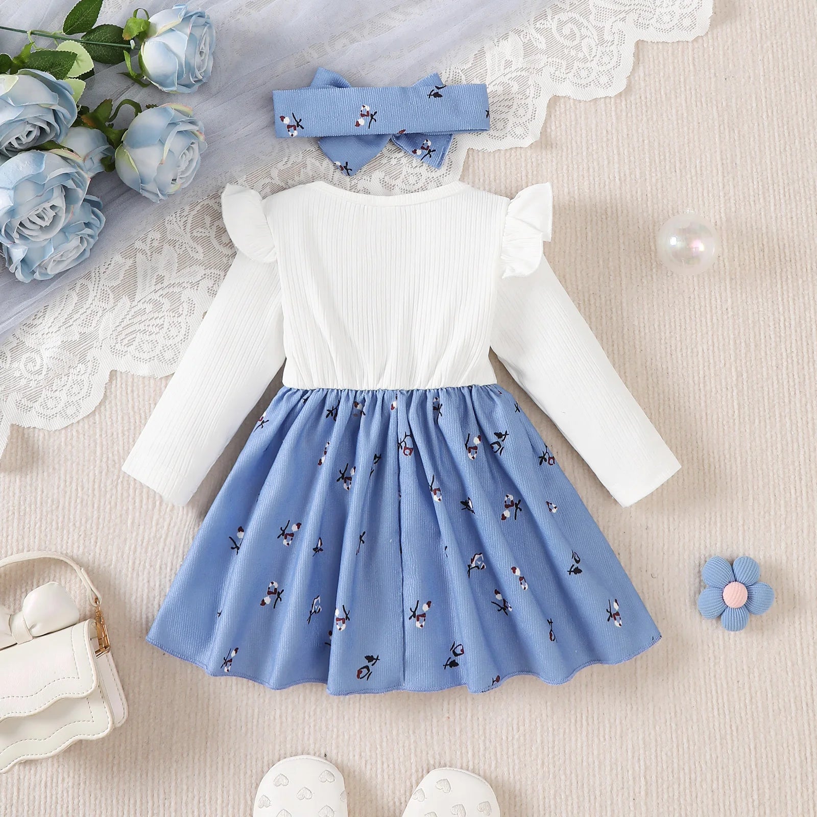 Baby Girl Spring and Autumn Dress Blue Crushed Goods Big Bow Long Sleeve Dress Suitable for Cute Baby Girls Aged 0-24 Months