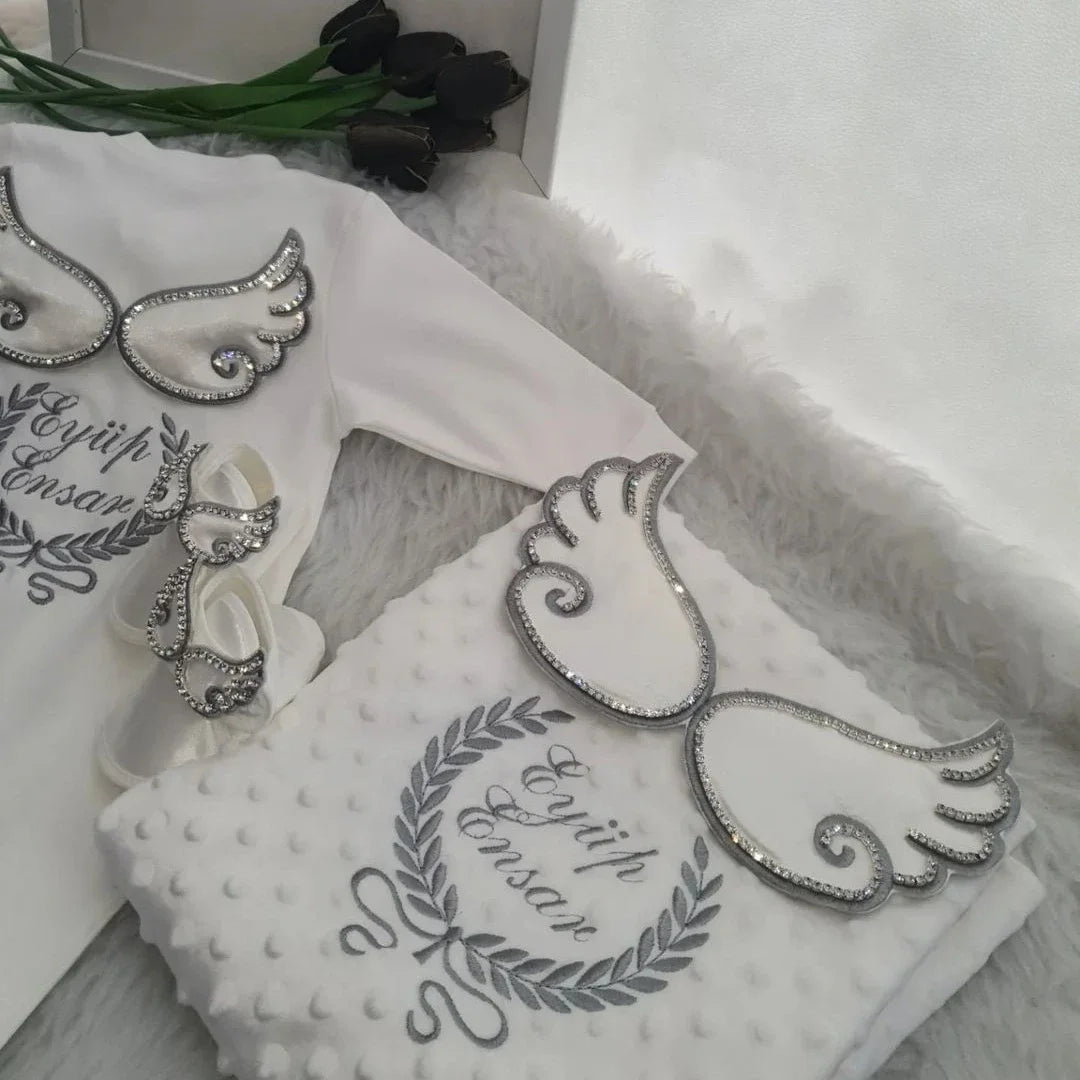 Dollbling 5pcs Wings Outfits Any Name Personalized Sweetwood Embroidery Gift Set Baby Pajamas Hat Welcome Home Ceremonial dress