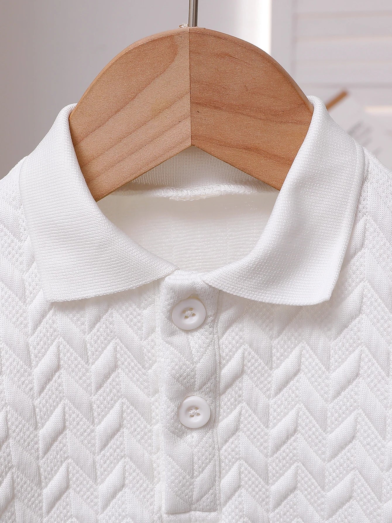 2025 New Summer Kids’ Unisex Set with Cool and Stylish Polo-Collar Knitted Short-Sleeved Top