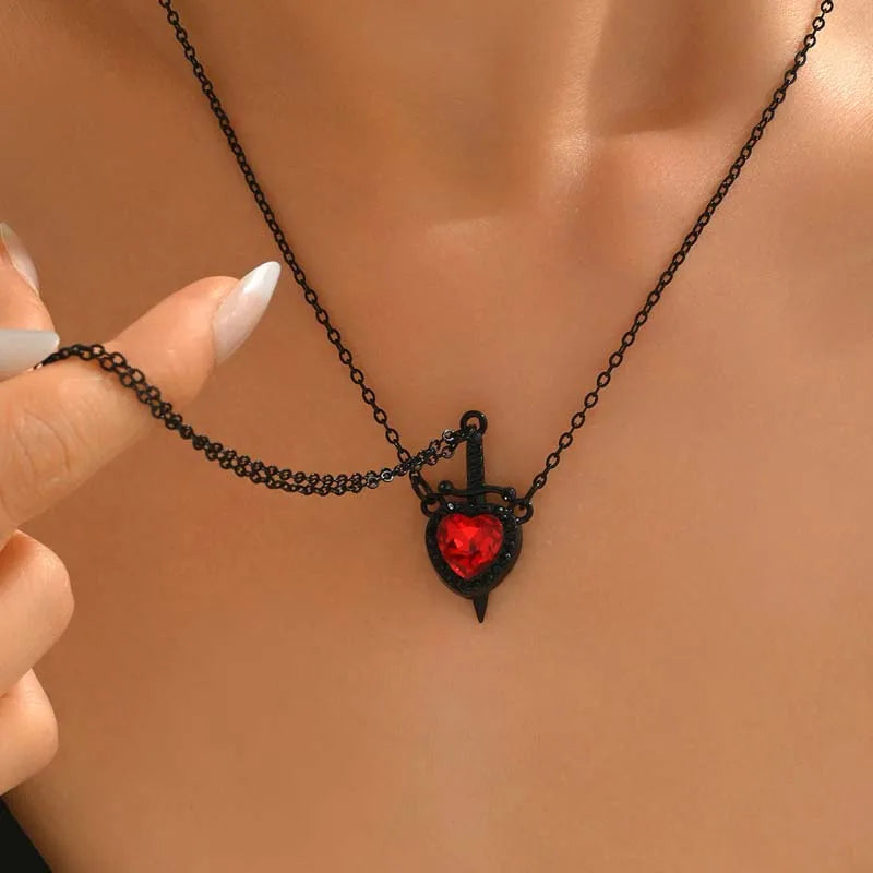 Vintage Metal Heart Sword Pendant Couple Necklace for Women Gothic Black Crystal Clavicle Chain Necklace Jewelry Accessories