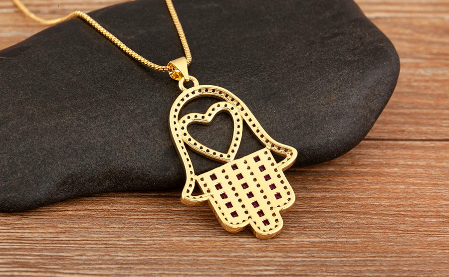 قلادة على شكل قلب/نجمة من الكريستال التركي من AIBEF قلادة على شكل كف يد وحمة من النحاس والزركون مجوهرات للنساء كهدية للبيع بالجملة مع شحن مباشر