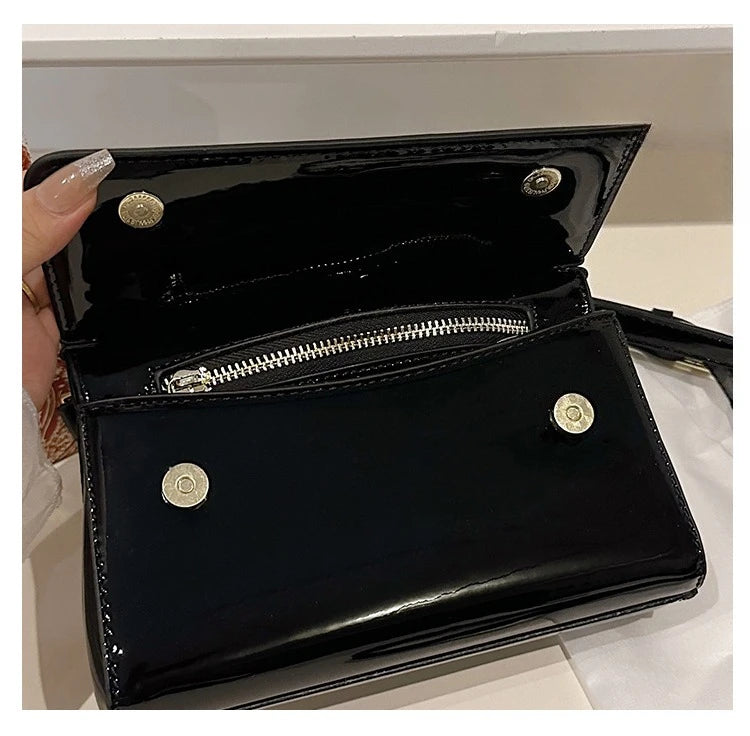 Luxury Brand Women Messenger Bag Made of Leather, Chic Shoulder Bag for Ladies, Popular Classic Elegant Handbags