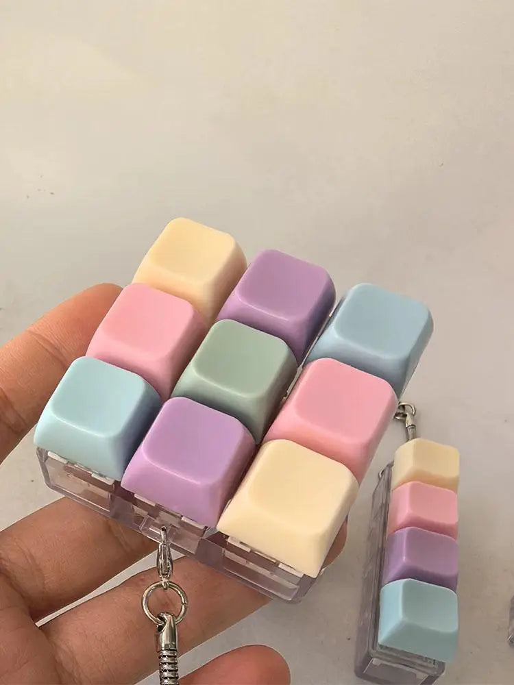 Decompression 9 Keyboard Key Toy For Adults Antistress Toys Boys Girls Anti Stress Finger Keyboard Games Keychain ﻿