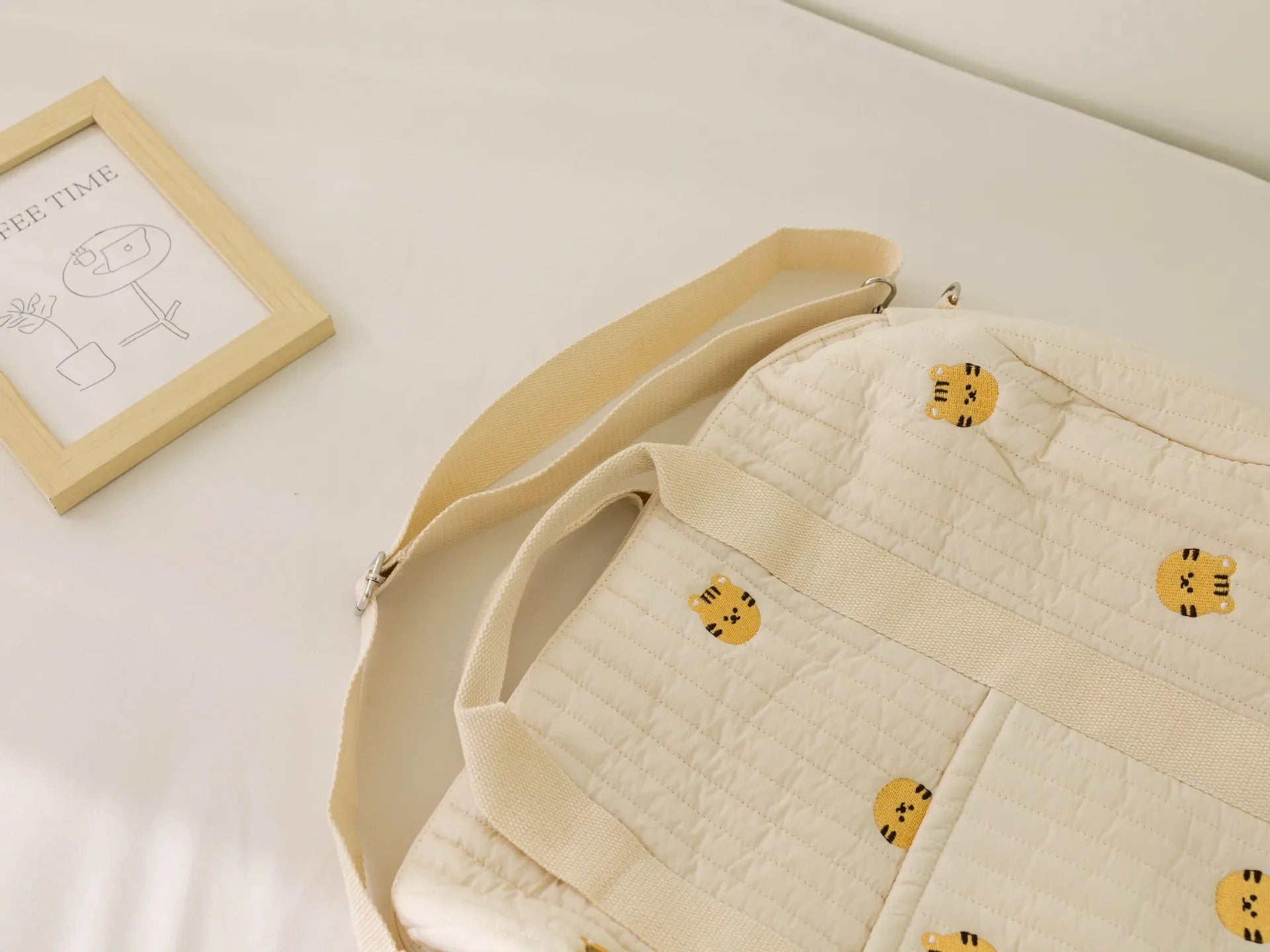 Large Capacity Mommy Bag Maternity Baby Diaper Storage Bag Large Organizer Baby Items Women Travel Bag Multi-functional Handbag