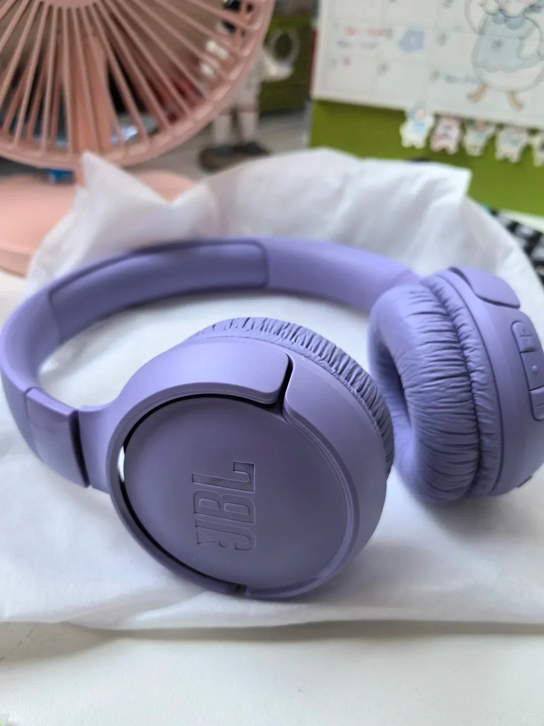 JBL Tune 520BT On-Ear Bluetooth Headphones - 57H Battery, Bluetooth 5.3, JBL Pure Bass, Lightweight, Foldable & Comfortable for