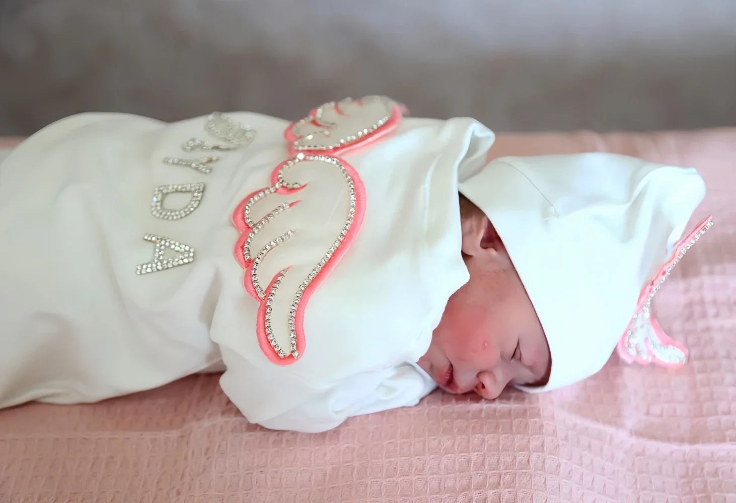 Dollbling 5pcs Wings Outfits Any Name Personalized Sweetwood Embroidery Gift Set Baby Pajamas Hat Welcome Home Ceremonial dress