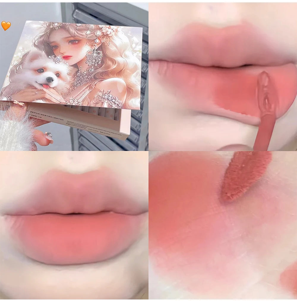 Ensemble cosmétique de maquillage . Brillant à lèvres Velours mat .