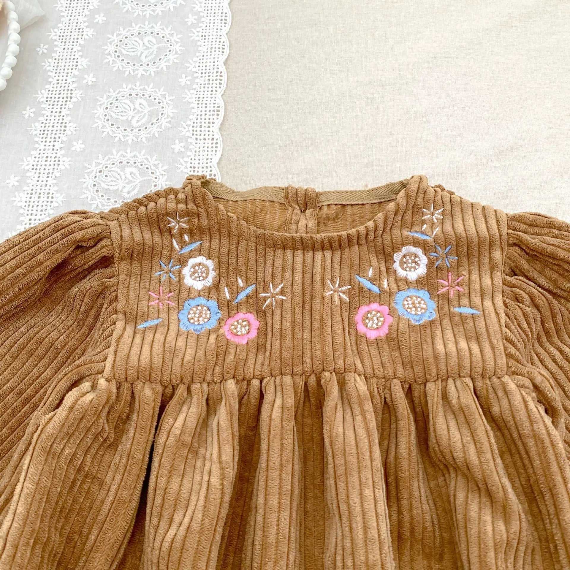 Autumn Baby Girl Clothing Spring Toddler Baby Girl Corduroy Romper Newborn Baby Girl Long Sleeve Embroidered Flowers Jumpsuit