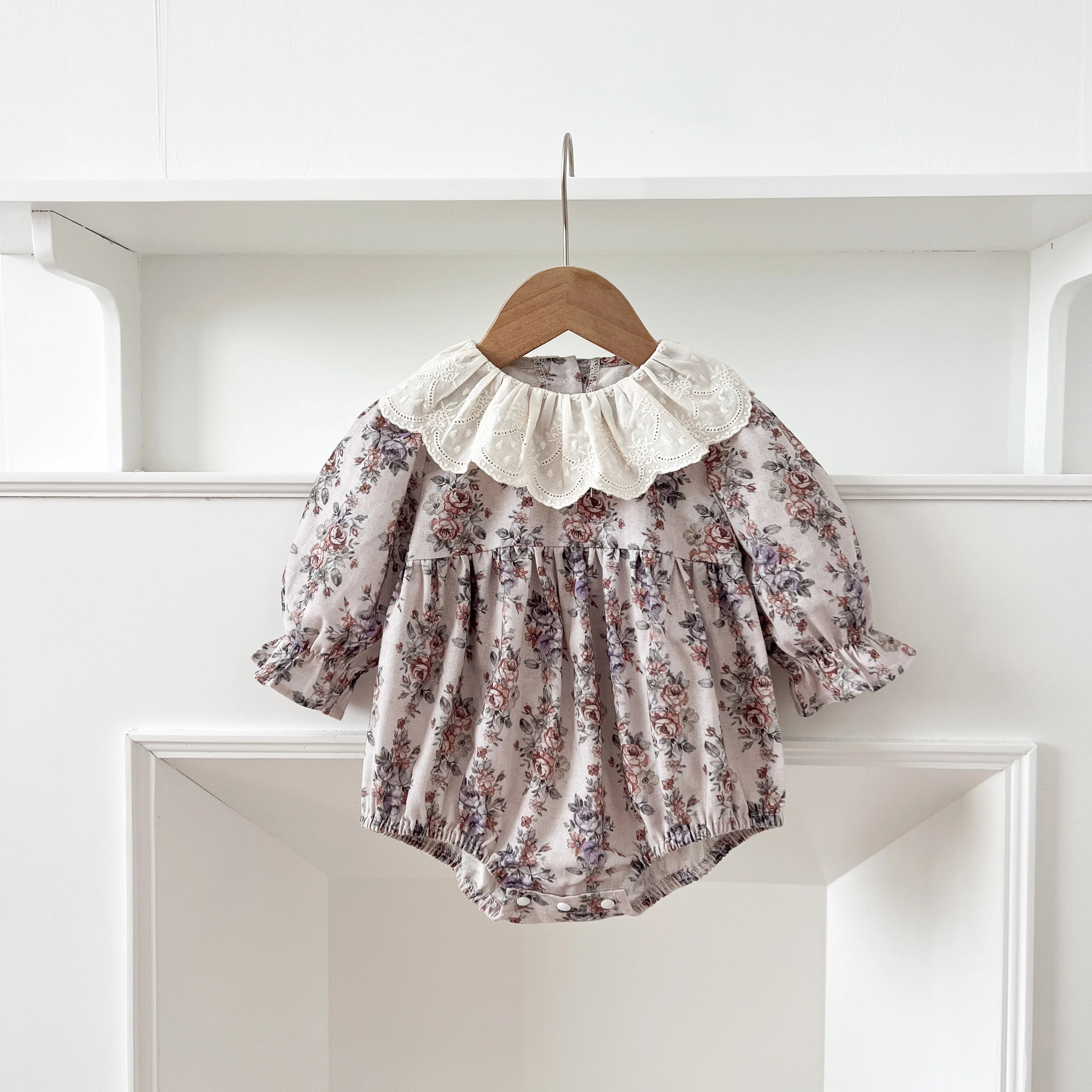 Infant Clothes 0-24M Infant Floral Baby Girl Bodysuit Cute Peter Pan Muslin Babe Girls Jumpsuit Autumn Newborns Clothing Romper