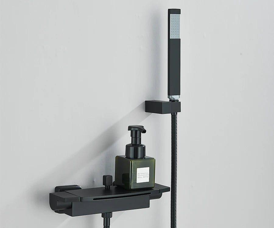 حنفيات دش حوض الاستحمام ذات الشلال الأسود، حنفية خلاط دش مثبتة على الحائط، حنفية دش حمام ساخن وبارد، BaRobinet Baignoire