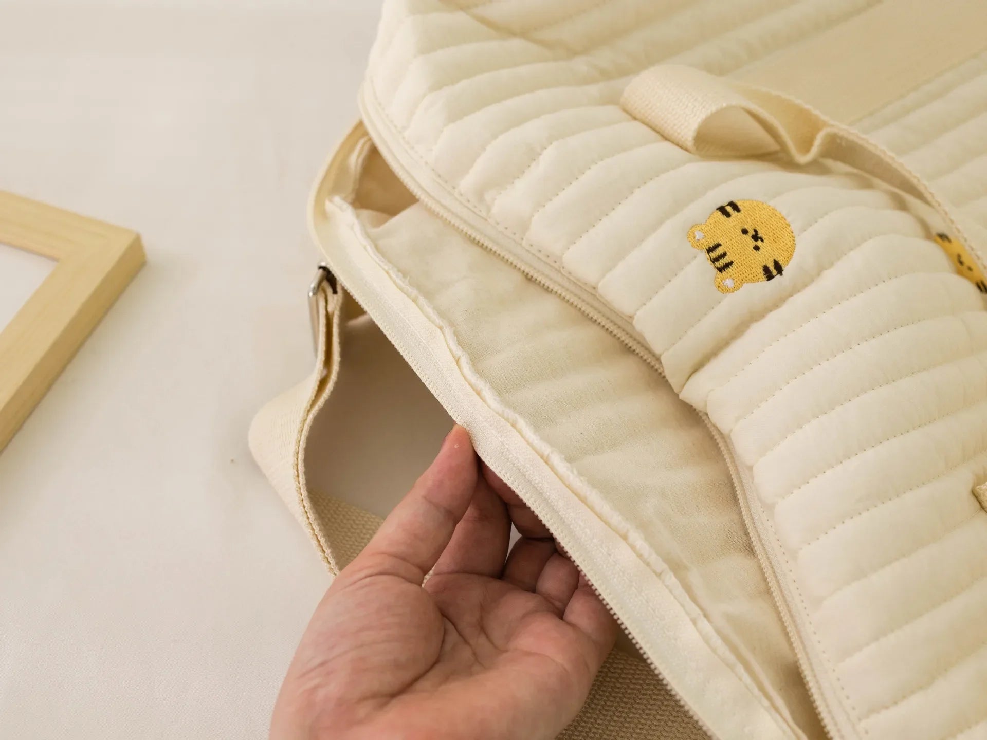 Large Capacity Mommy Bag Maternity Baby Diaper Storage Bag Large Organizer Baby Items Women Travel Bag Multi-functional Handbag