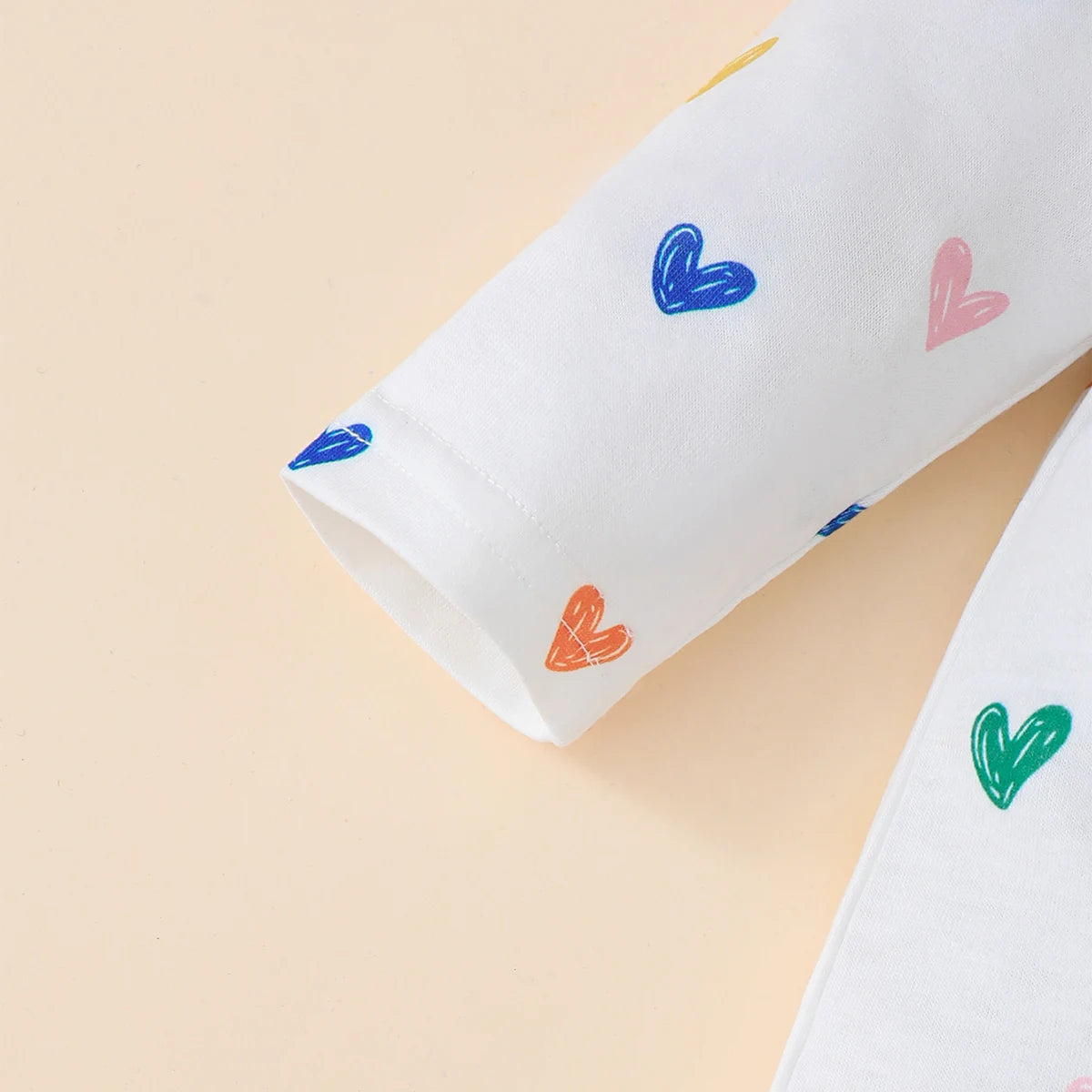 Newborn Baby Girl 3Pcs/Set Heart-shaped Printed Long sleeved Jumpsuit, Hat, and Drool towel Set for 0-18 Months cute baby girl