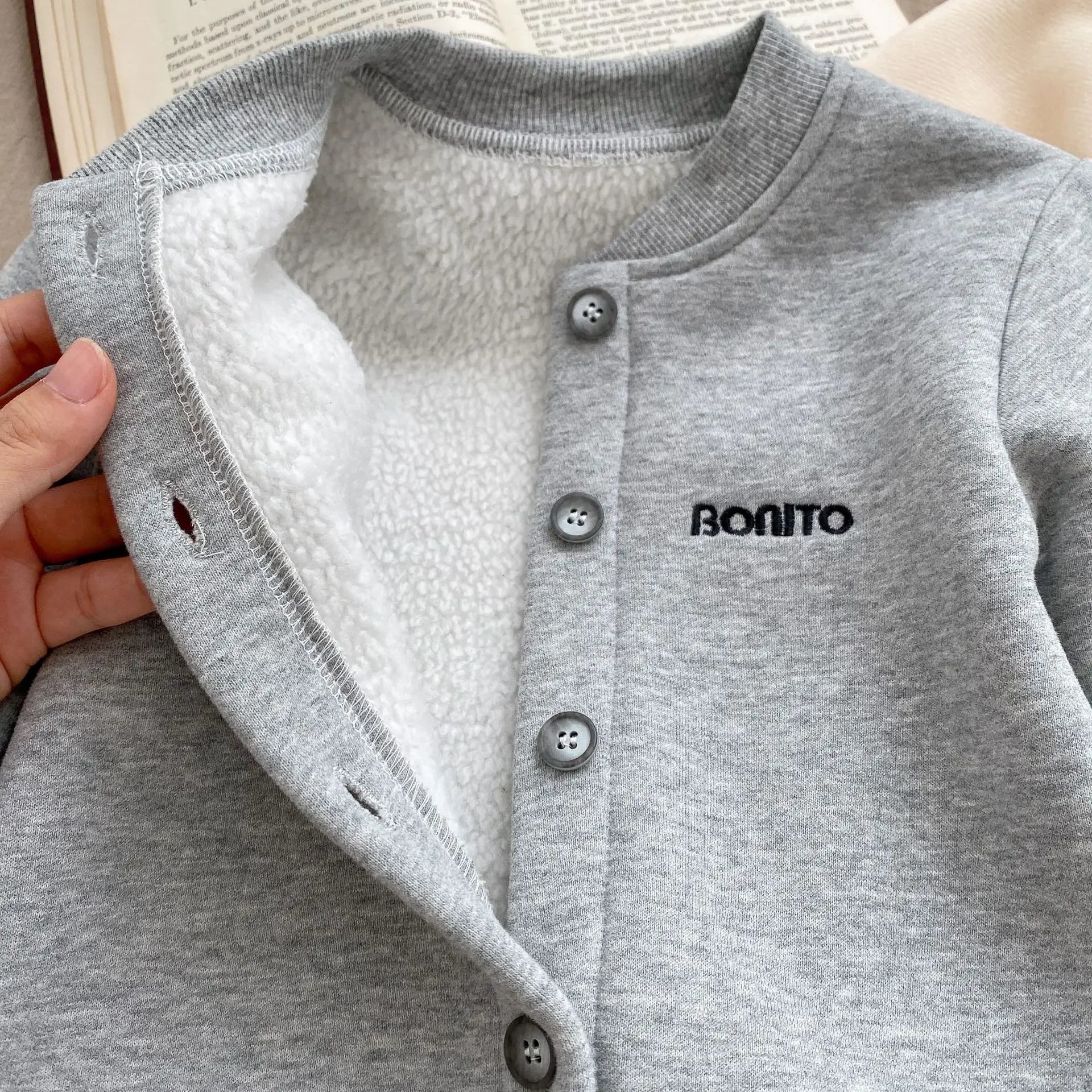 Newborn Clothes Thickened Autumn Winter Baby Solid Color Jumpsuots Newborn Boys Girls Clothes with Plush Baby Long Sleeve Romper