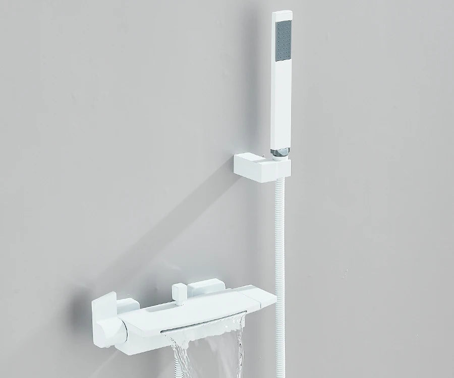 حنفيات دش حوض الاستحمام ذات الشلال الأسود، حنفية خلاط دش مثبتة على الحائط، حنفية دش حمام ساخن وبارد، BaRobinet Baignoire