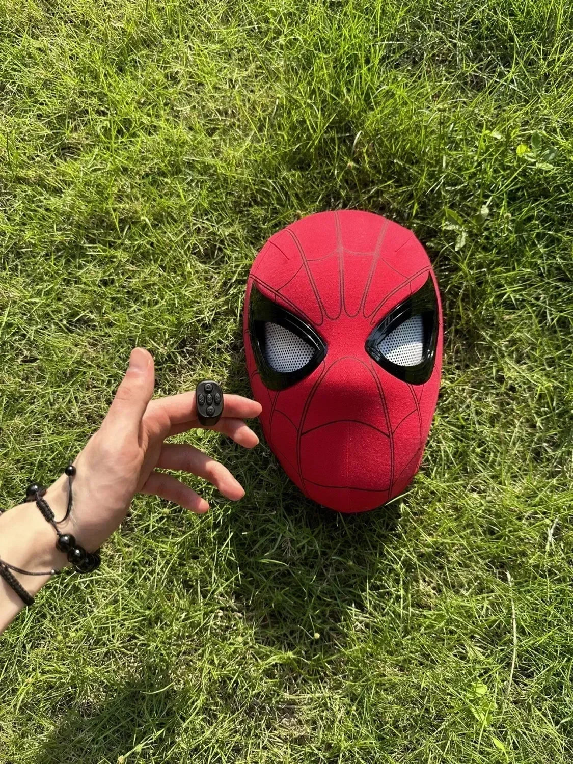 Marvel Mascara Miles Spiderman Headgear Cosplay Moving Eyes Electronic Mask Spider Man 1:1 Remote Control Toys For Adults Gift