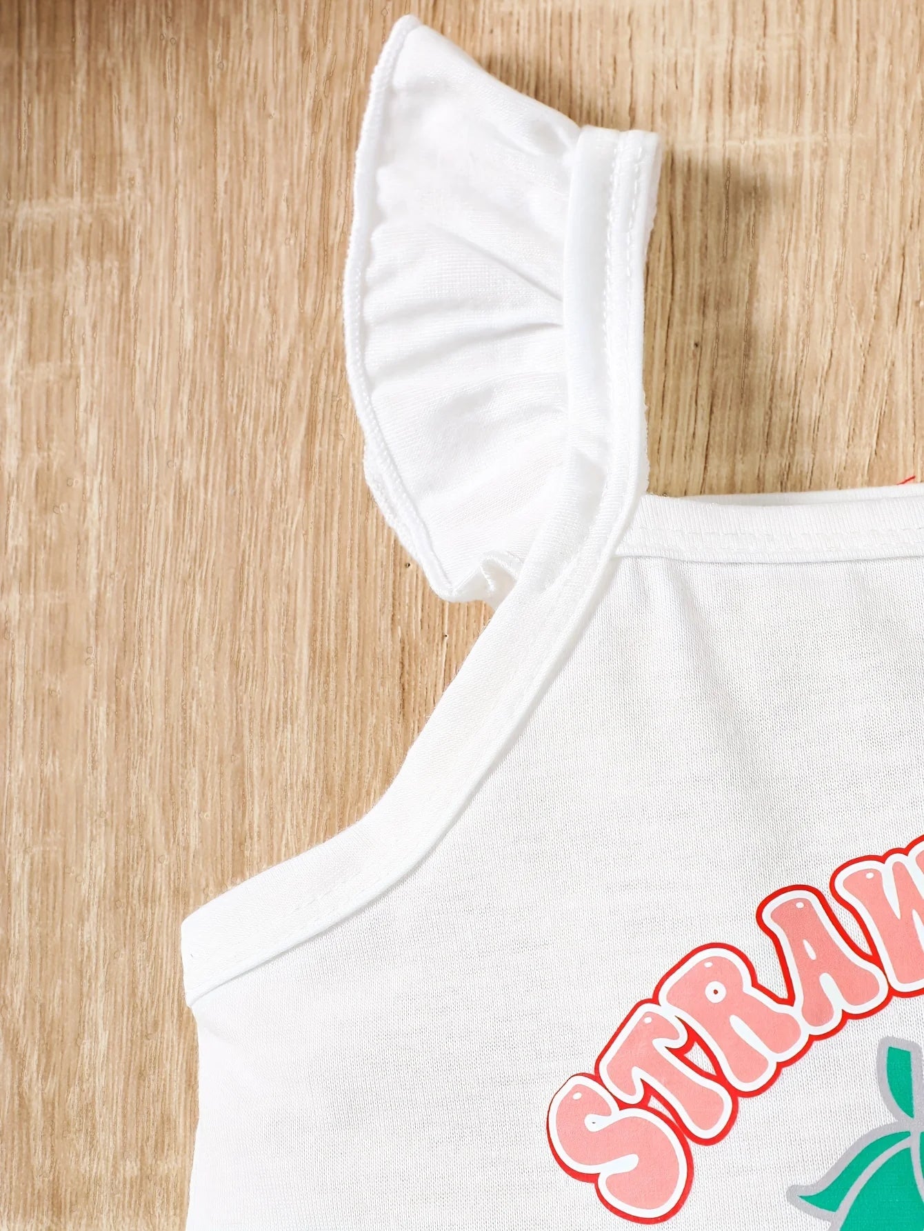 A 5-Piece Summer Refreshing And Soft One-Piece Dress A Cute Baby Girl With Fruit Print Flying Sleeves And Halter Tops