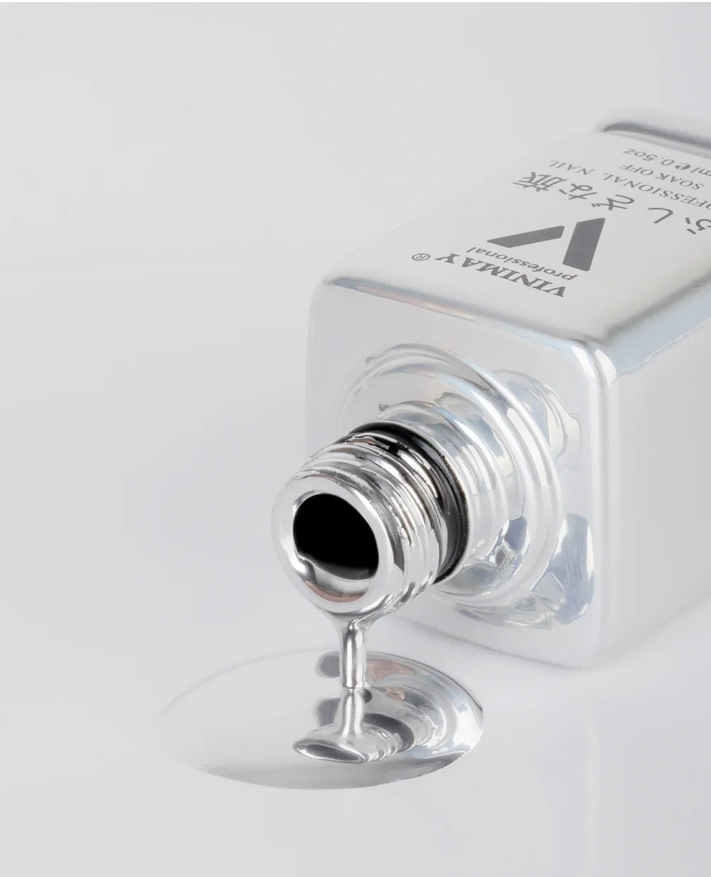 Vernis à ongles argent miroir métallique