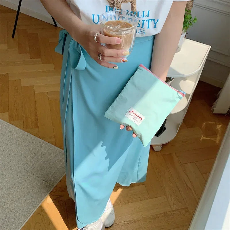 Sac à cosmétiques en toile.