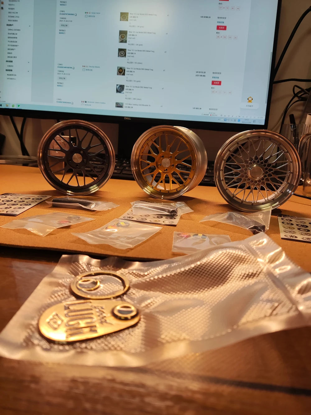 1/5 Car Model Metal Forged Assemble Refitting Wheel Hub  Creative Desktop Display  Personalized  Modification Toys Gift