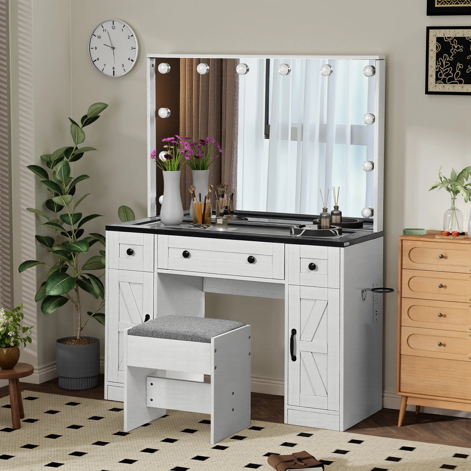 Bureau de maquillage de ferme avec miroir éclairé, bureau de maquillage Hollywood avec 3 tiroirs et 2 armoires, coiffeuse de 43 pouces, tabouret inclus