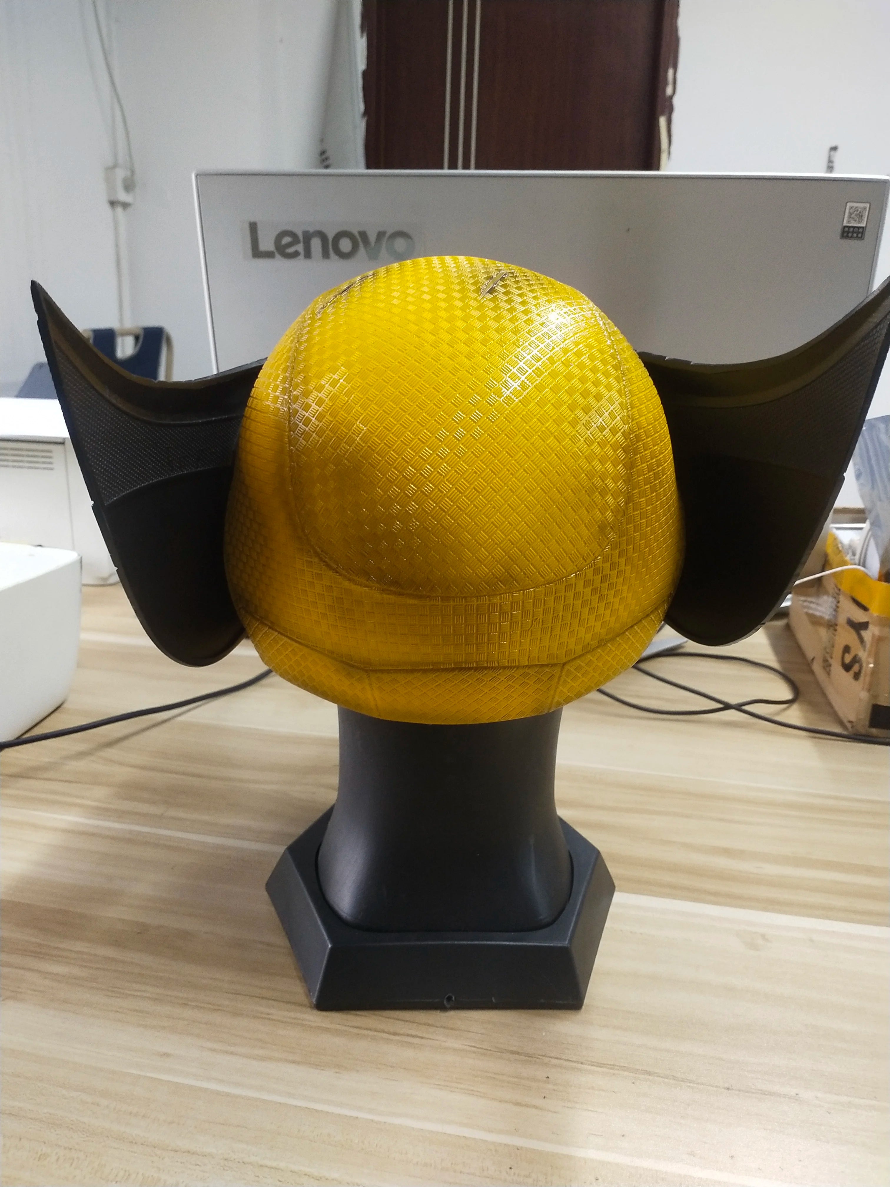 mar-vel Damaged Wolverine Mask with Magnatic Eyes 1:1 3D Resin Halloween Cosplay Mask Wolverine Helmet Cos masque for Gift