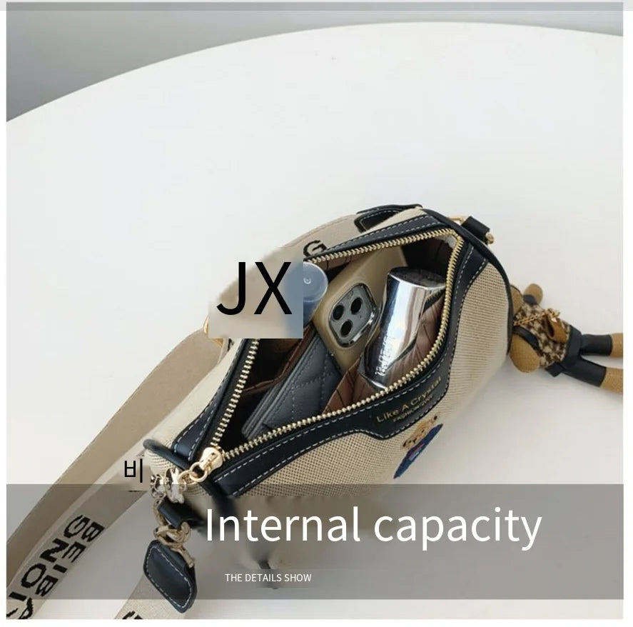 Designer style bag 2025 new model versatile embroidery new cartoon style fashionable little bear crossbody bag casual pillow bag