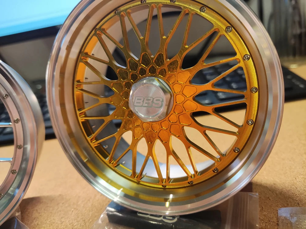 1/5 Car Model Metal Forged Assemble Refitting Wheel Hub  Creative Desktop Display  Personalized  Modification Toys Gift