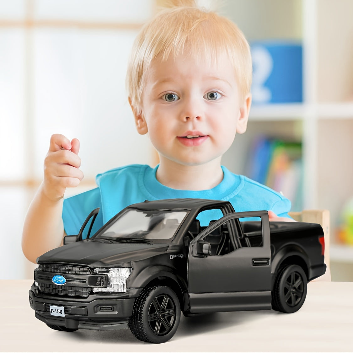 RMZCITY 1:36 Ford F150 Pickup Truck Toy Car, Diecast Zinc Alloy Pull Back Model Car, Doors Open, Collection Kids Toy For Aged 3 And Up, Gift Black